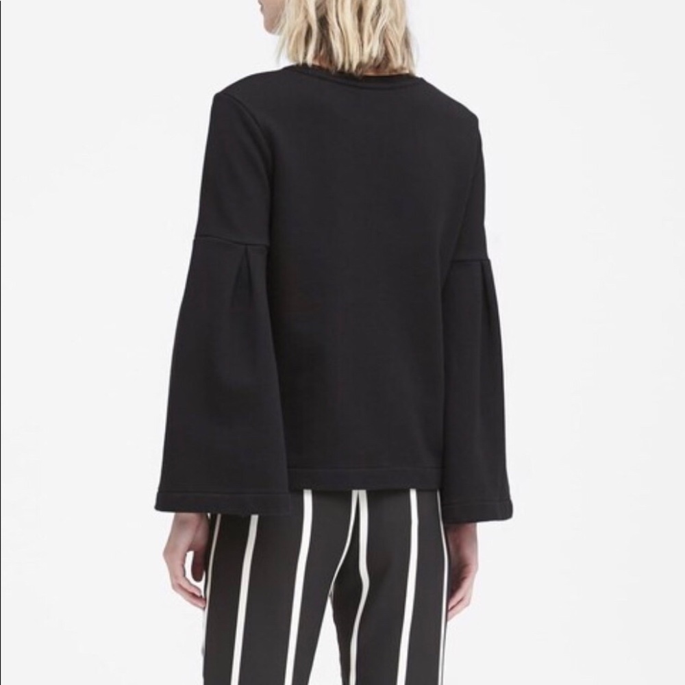Banana Republic Bell sleeve Sweatshirt